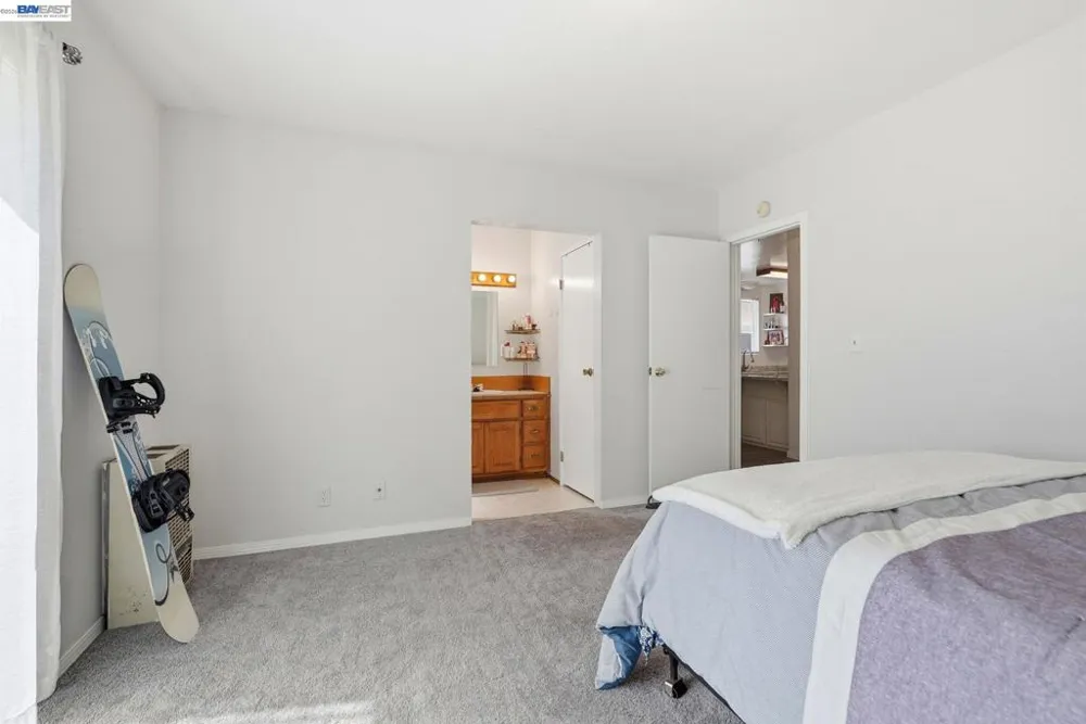 560 41St St Richmond, CA 94805