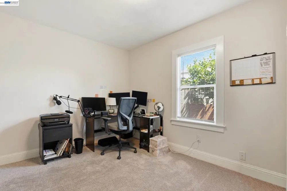 560 41St St Richmond, CA 94805
