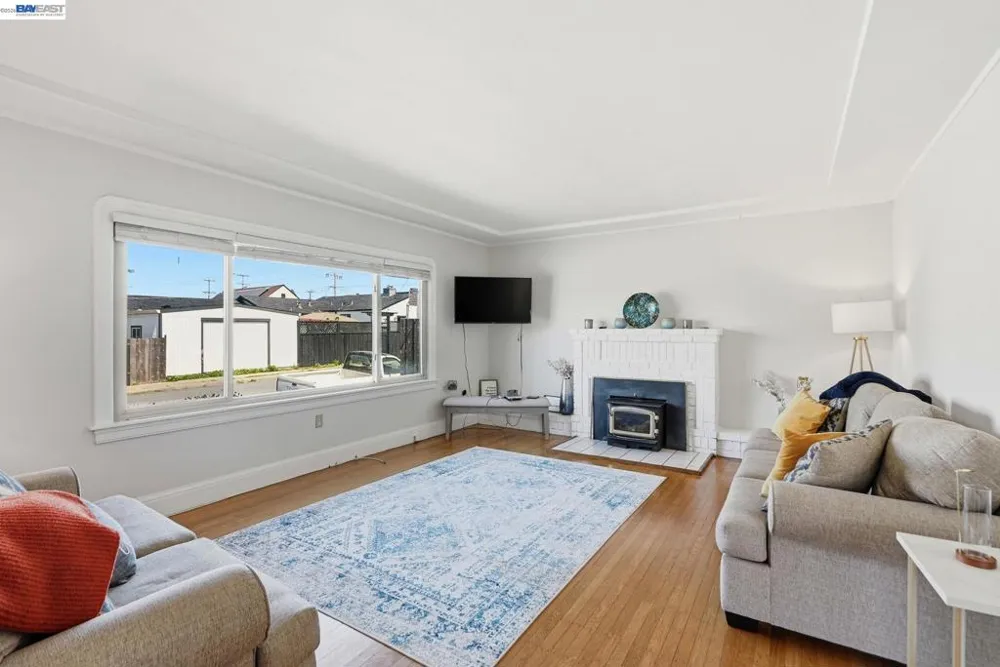 560 41St St Richmond, CA 94805