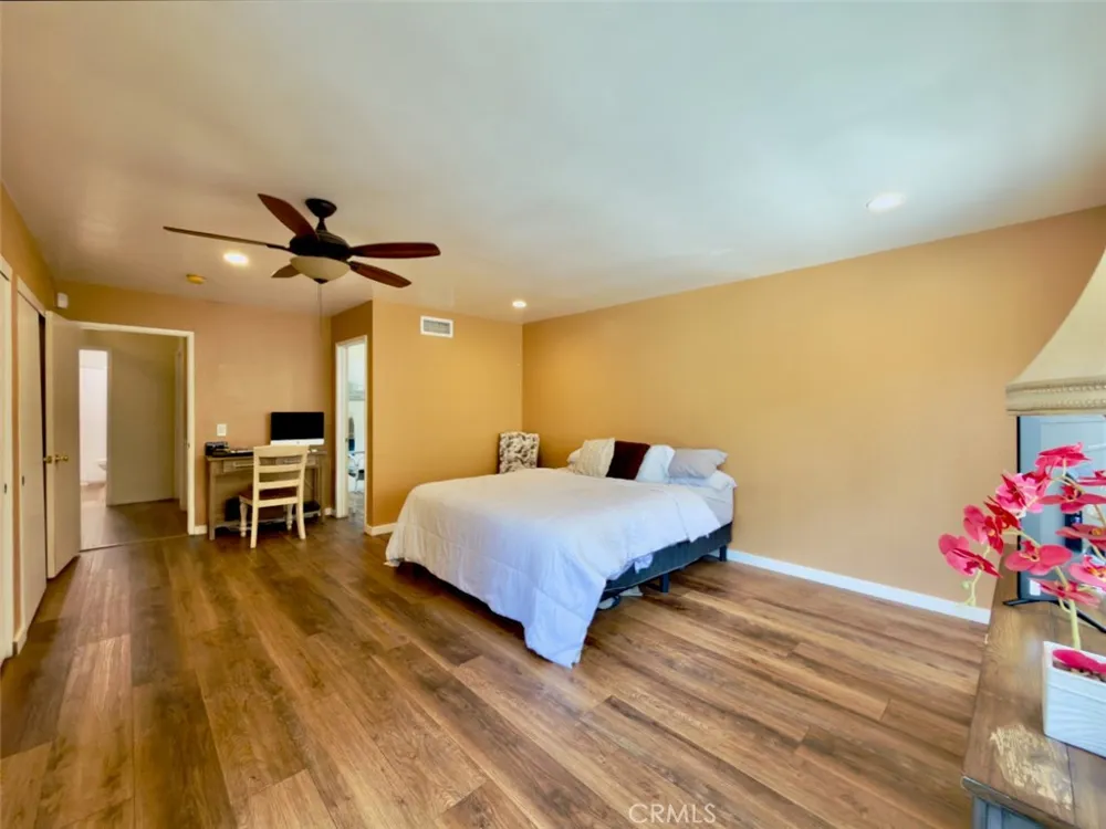 16035 Circle Diamond Road Sylmar, CA 91342
