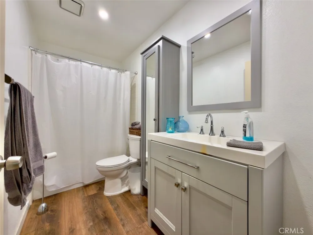 16035 Circle Diamond Road Sylmar, CA 91342