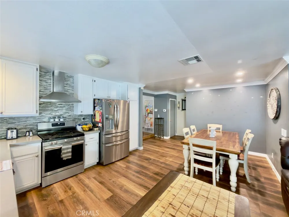 16035 Circle Diamond Road Sylmar, CA 91342
