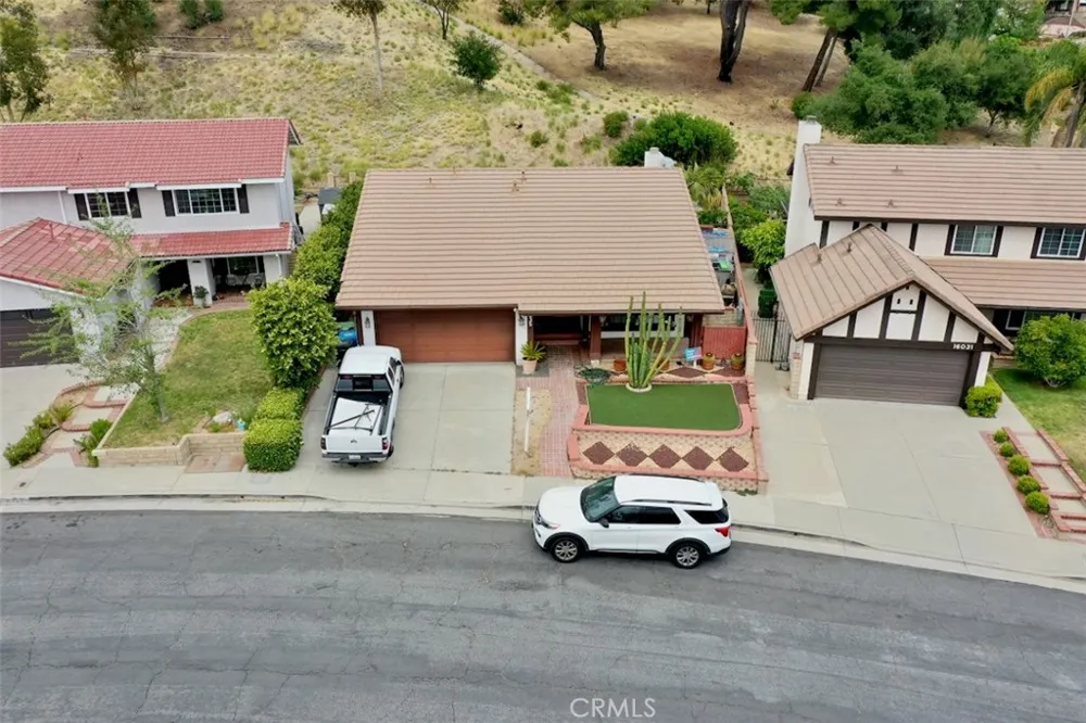 16035 Circle Diamond Road Sylmar, CA 91342