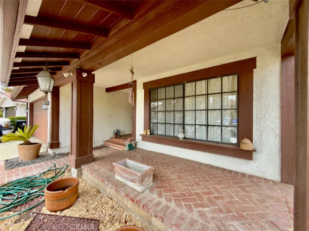 16035 Circle Diamond Road Sylmar, CA 91342