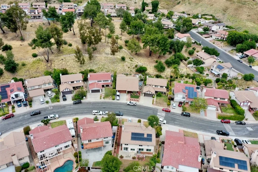 16035 Circle Diamond Road Sylmar, CA 91342