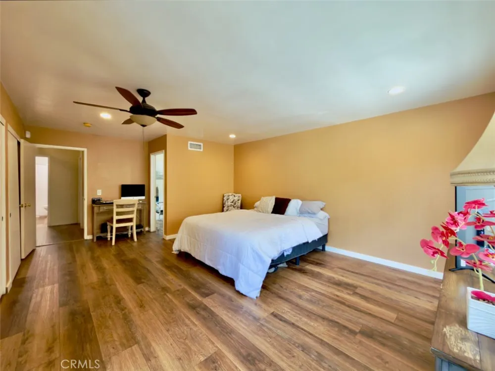 16035 Circle Diamond Road Sylmar, CA 91342