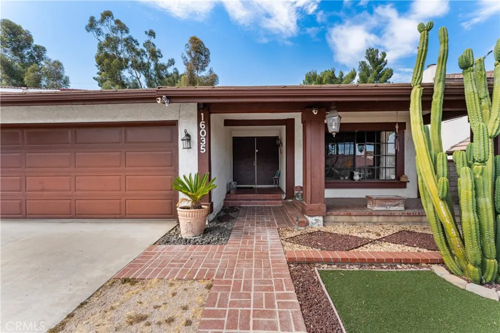 16035 Circle Diamond Road Sylmar, CA 91342