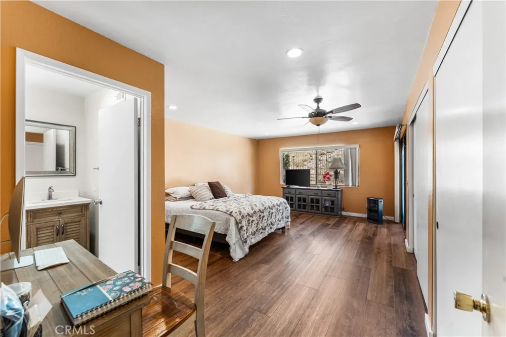 16035 Circle Diamond Road Sylmar, CA 91342