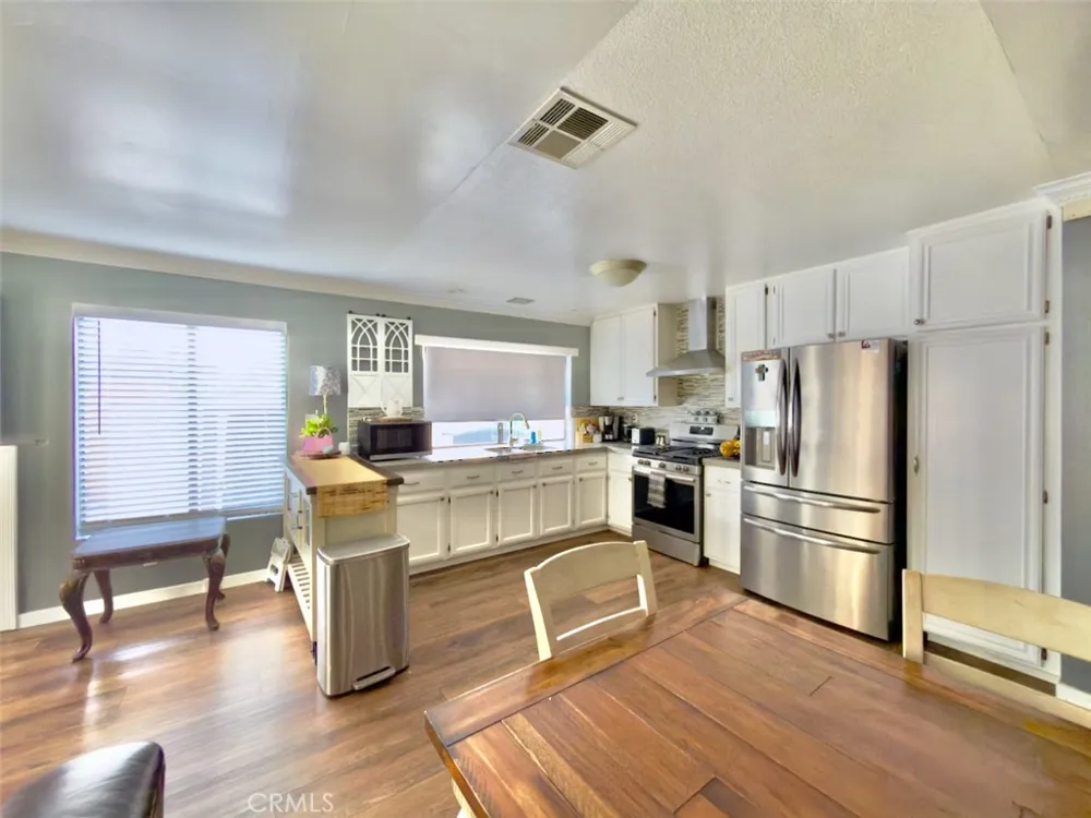 16035 Circle Diamond Road Sylmar, CA 91342