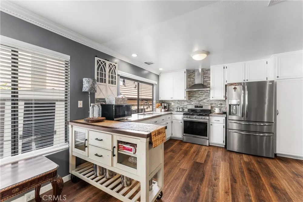 16035 Circle Diamond Road Sylmar, CA 91342