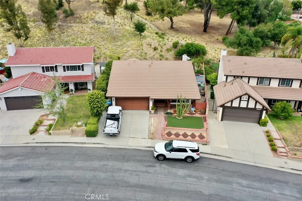 16035 Circle Diamond Road Sylmar, CA 91342