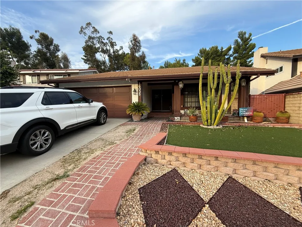 16035 Circle Diamond Road Sylmar, CA 91342