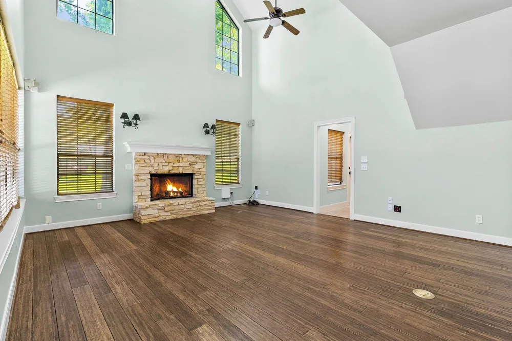 560 Lake Grove Drive Coldspring, TX 77331