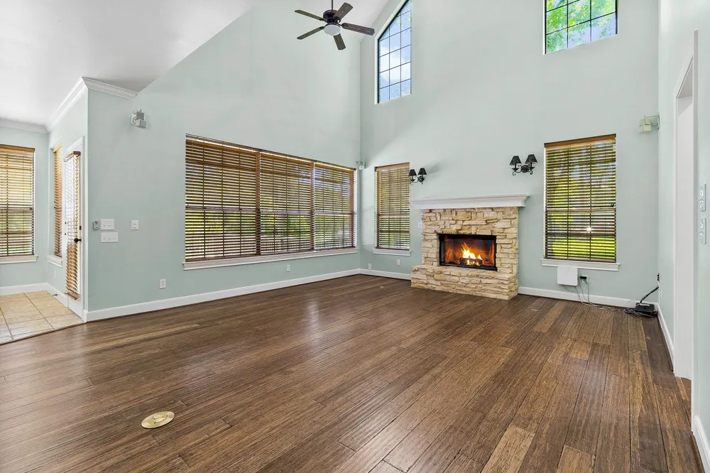 560 Lake Grove Drive Coldspring, TX 77331