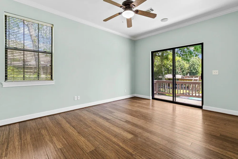 560 Lake Grove Drive Coldspring, TX 77331