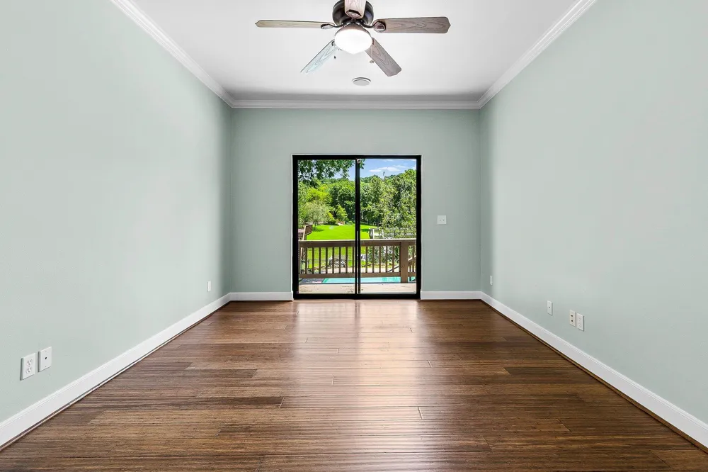 560 Lake Grove Drive Coldspring, TX 77331