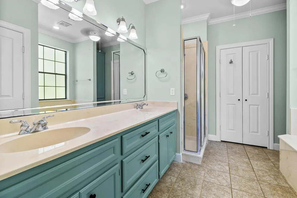 560 Lake Grove Drive Coldspring, TX 77331