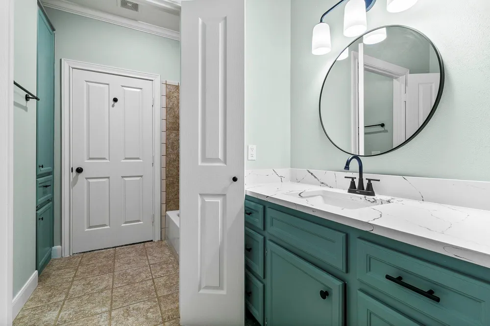 560 Lake Grove Drive Coldspring, TX 77331