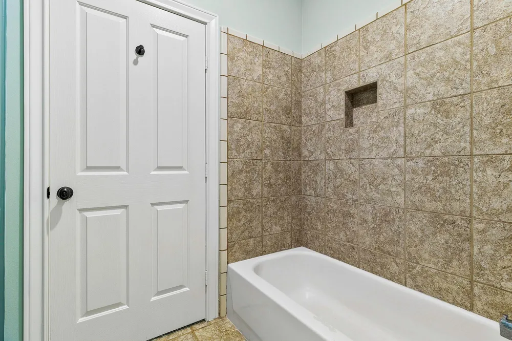 560 Lake Grove Drive Coldspring, TX 77331