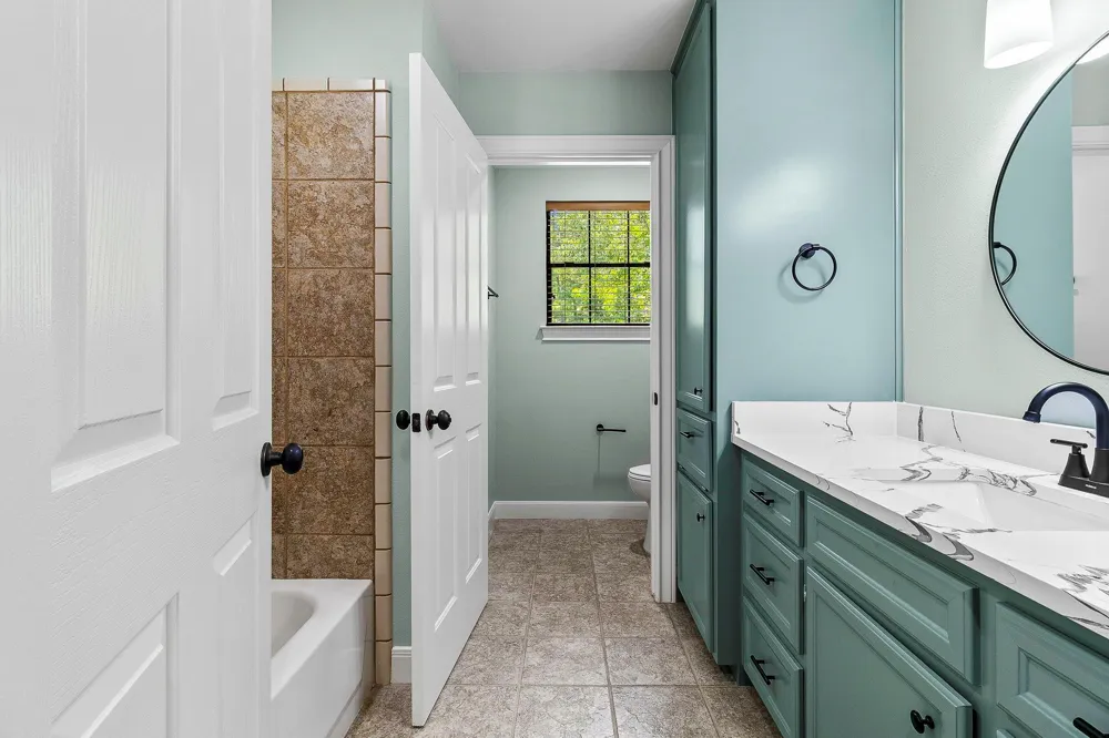 560 Lake Grove Drive Coldspring, TX 77331
