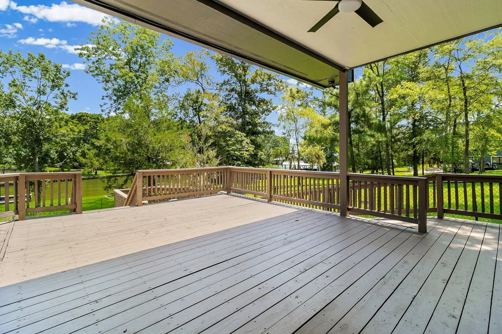 560 Lake Grove Drive Coldspring, TX 77331