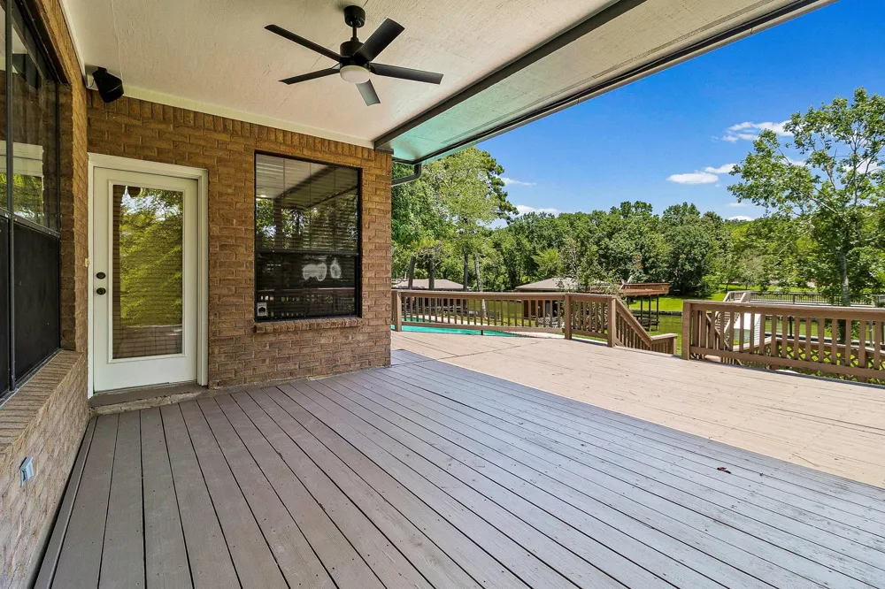 560 Lake Grove Drive Coldspring, TX 77331