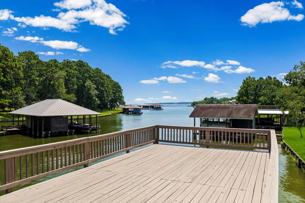 560 Lake Grove Drive Coldspring, TX 77331