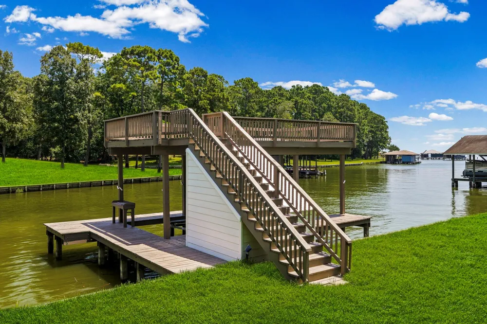 560 Lake Grove Drive Coldspring, TX 77331