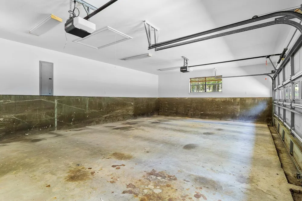560 Lake Grove Drive Coldspring, TX 77331