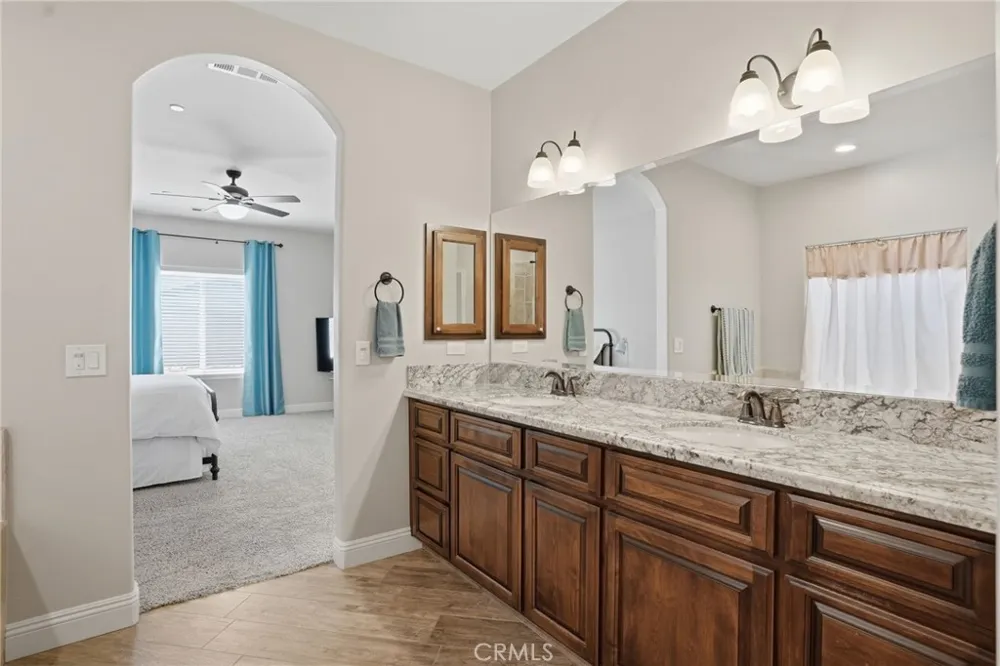 15119 Cotton Blossom Bakersfield, CA 93314