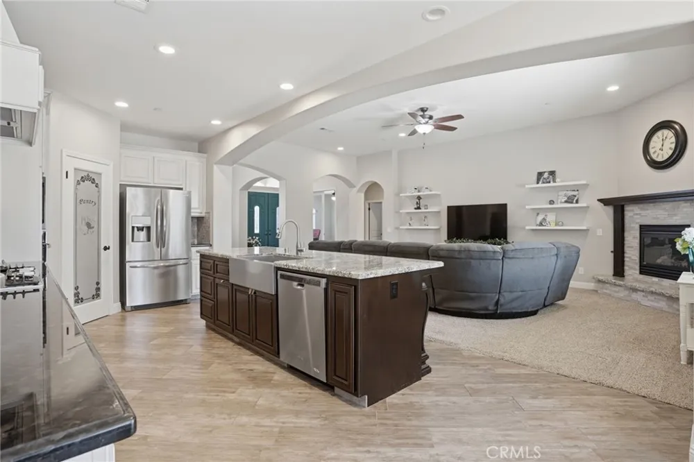 15119 Cotton Blossom Bakersfield, CA 93314