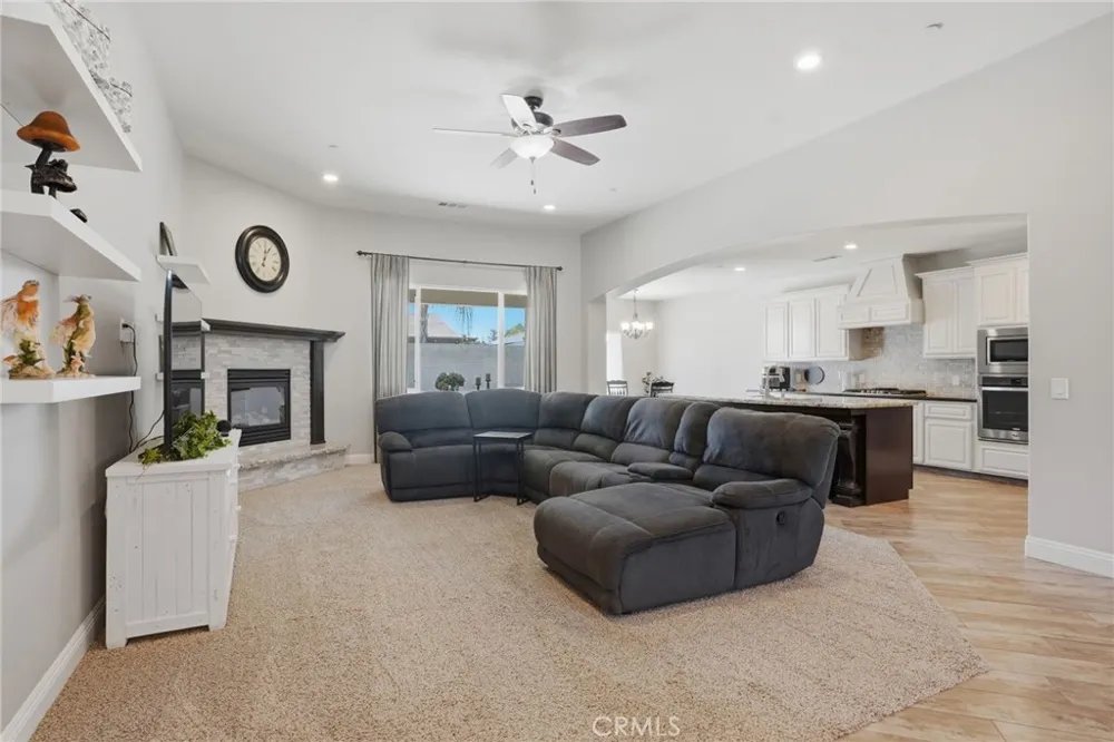 15119 Cotton Blossom Bakersfield, CA 93314