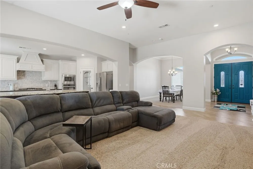 15119 Cotton Blossom Bakersfield, CA 93314
