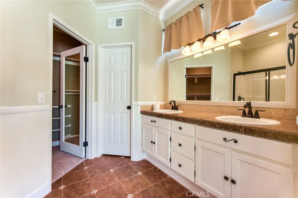 27442 Barcelona Corona, CA 92883