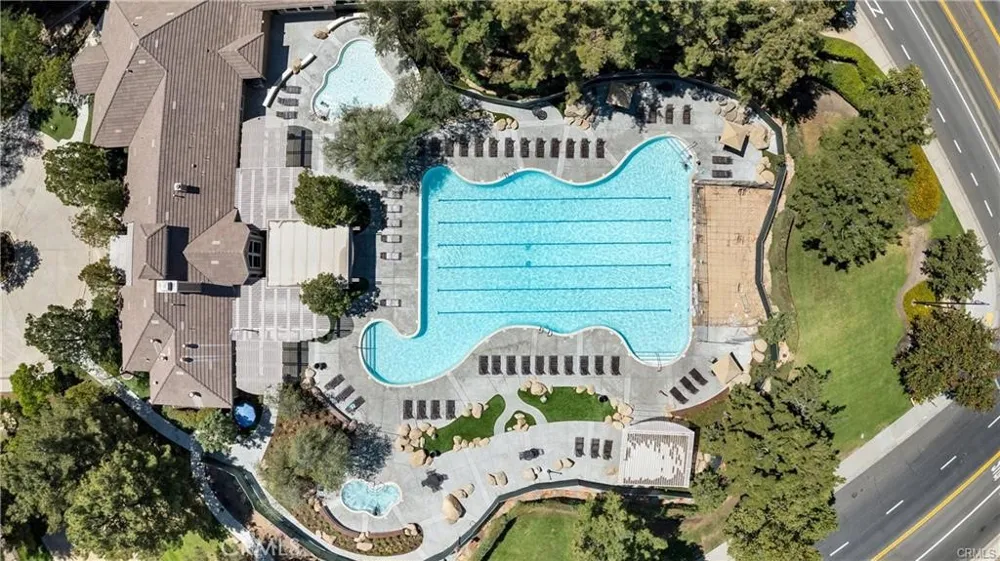 27442 Barcelona Corona, CA 92883