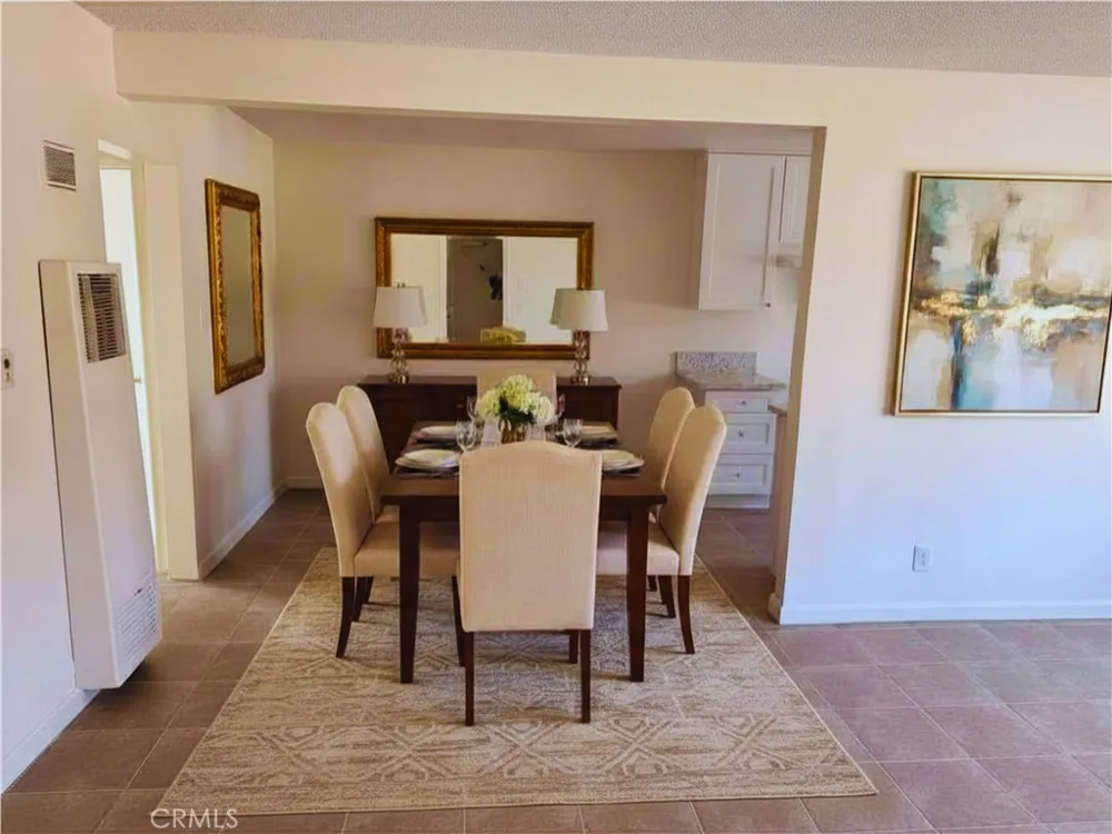 11118 Newville Ave #E Downey, CA 90241
