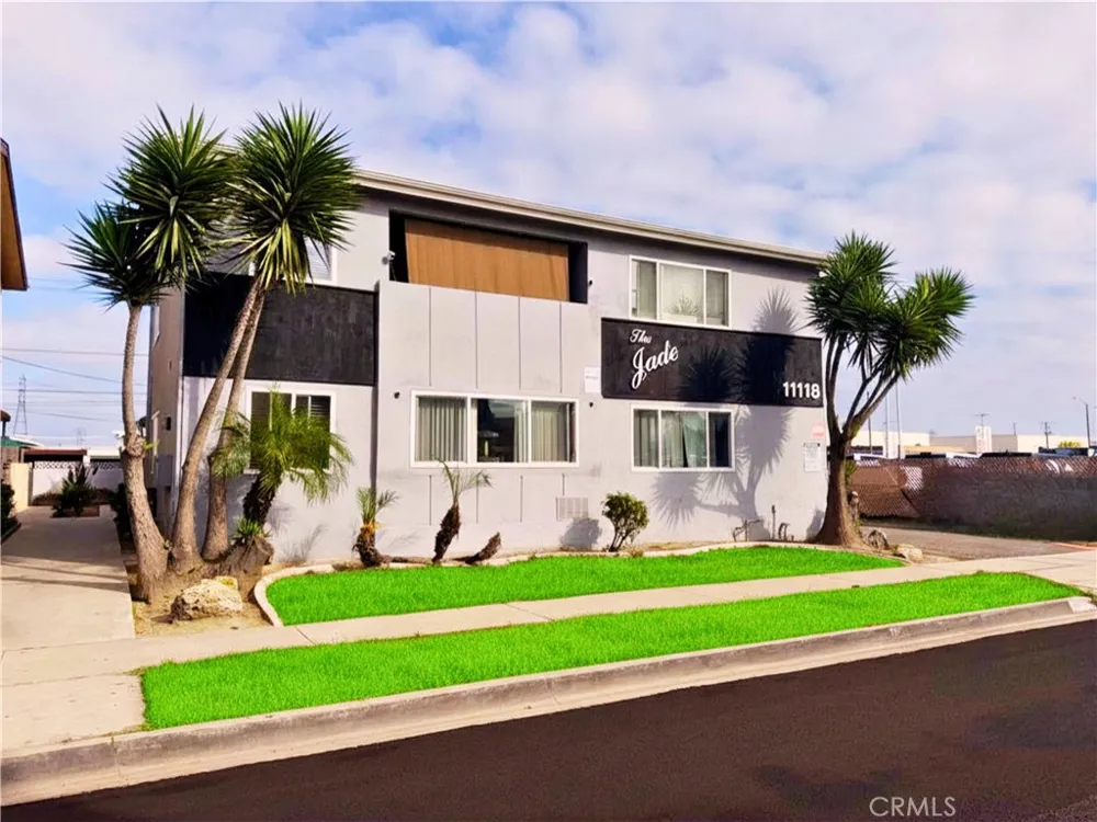 11118 Newville Ave #E Downey, CA 90241