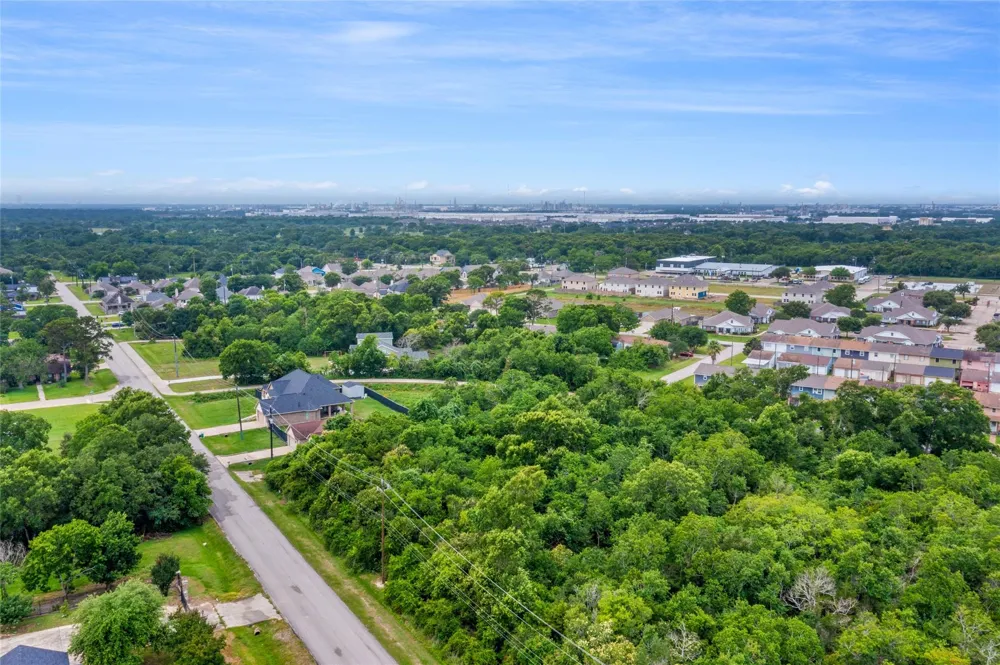 Park Drive La Porte, TX 77571