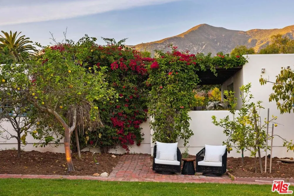 549 HOT SPRINGS ROAD Santa Barbara, CA 93108