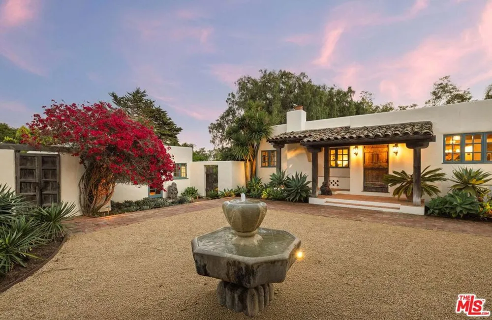 549 HOT SPRINGS ROAD Santa Barbara, CA 93108