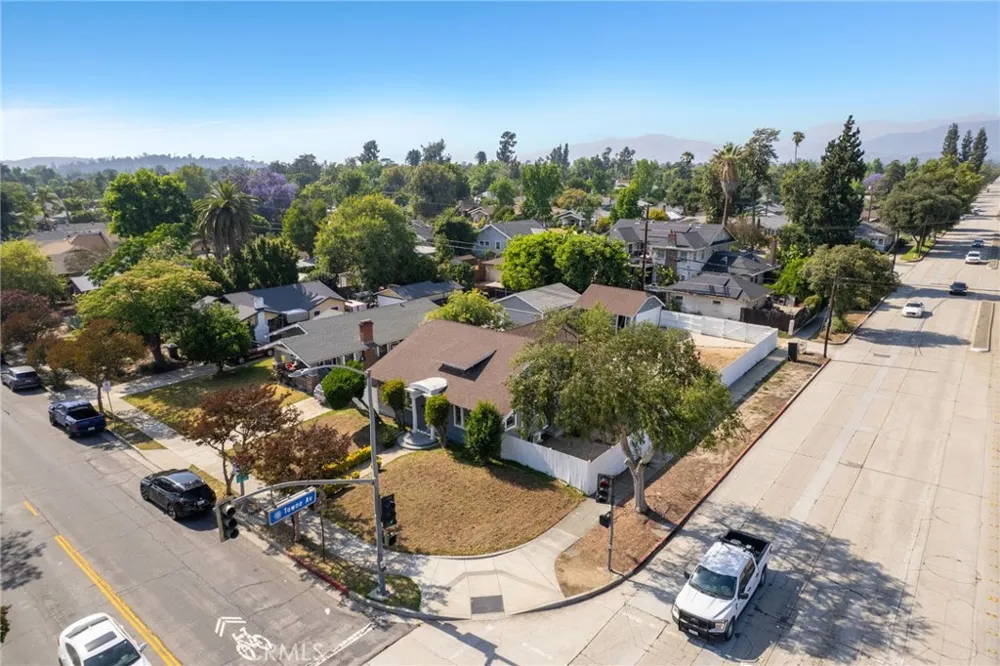 595 E Alvarado Pomona, CA 91767