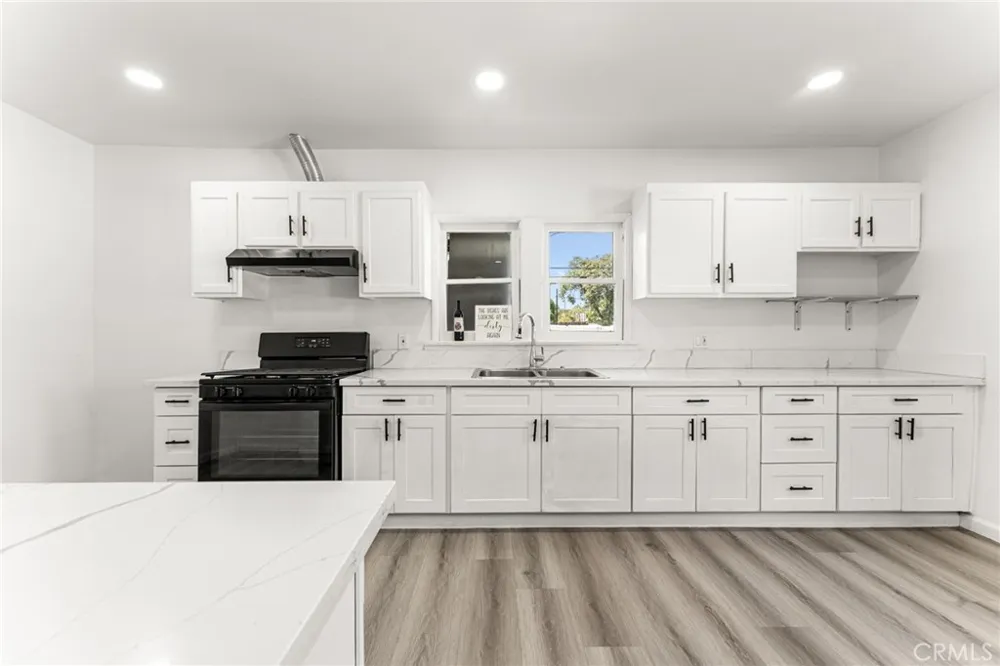 595 E Alvarado Pomona, CA 91767
