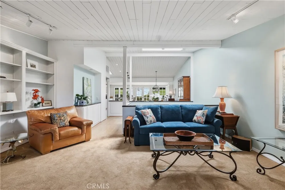 1966 Vista Caudal Newport Beach, CA 92660