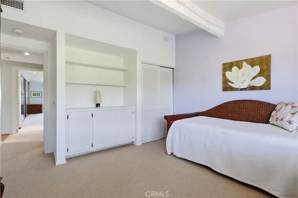 1966 Vista Caudal Newport Beach, CA 92660