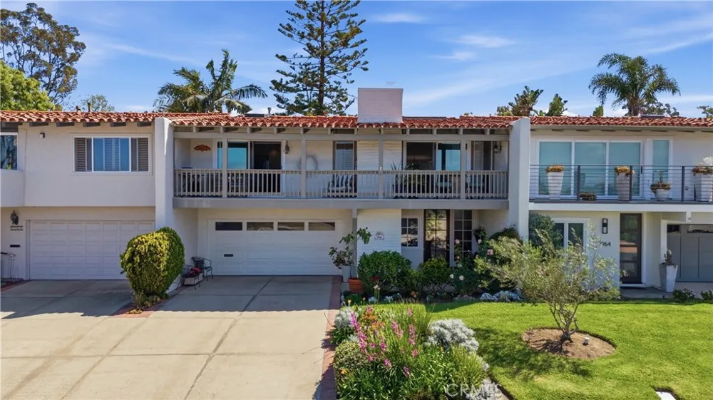1966 Vista Caudal Newport Beach, CA 92660