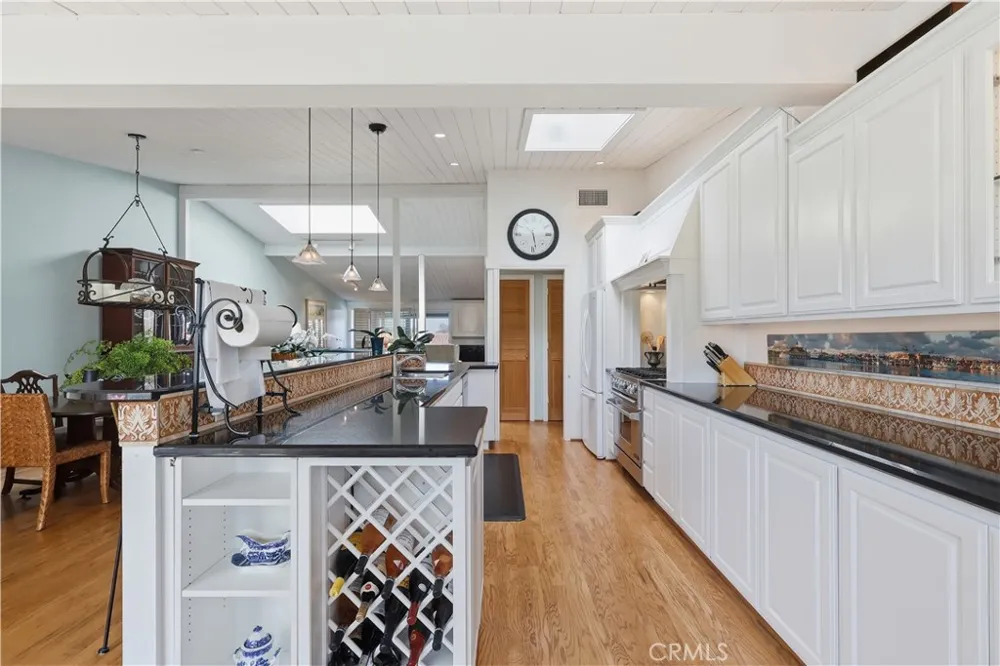1966 Vista Caudal Newport Beach, CA 92660