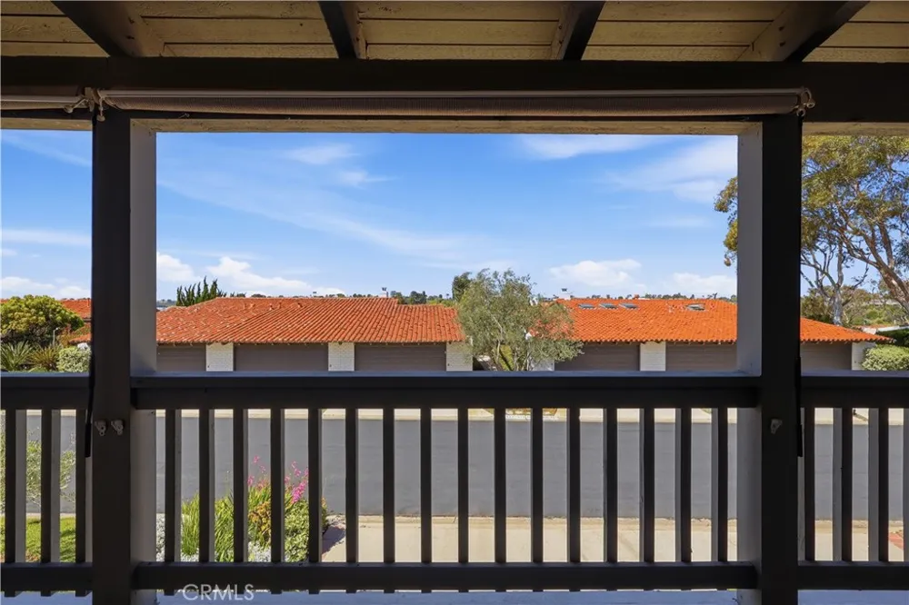 1966 Vista Caudal Newport Beach, CA 92660