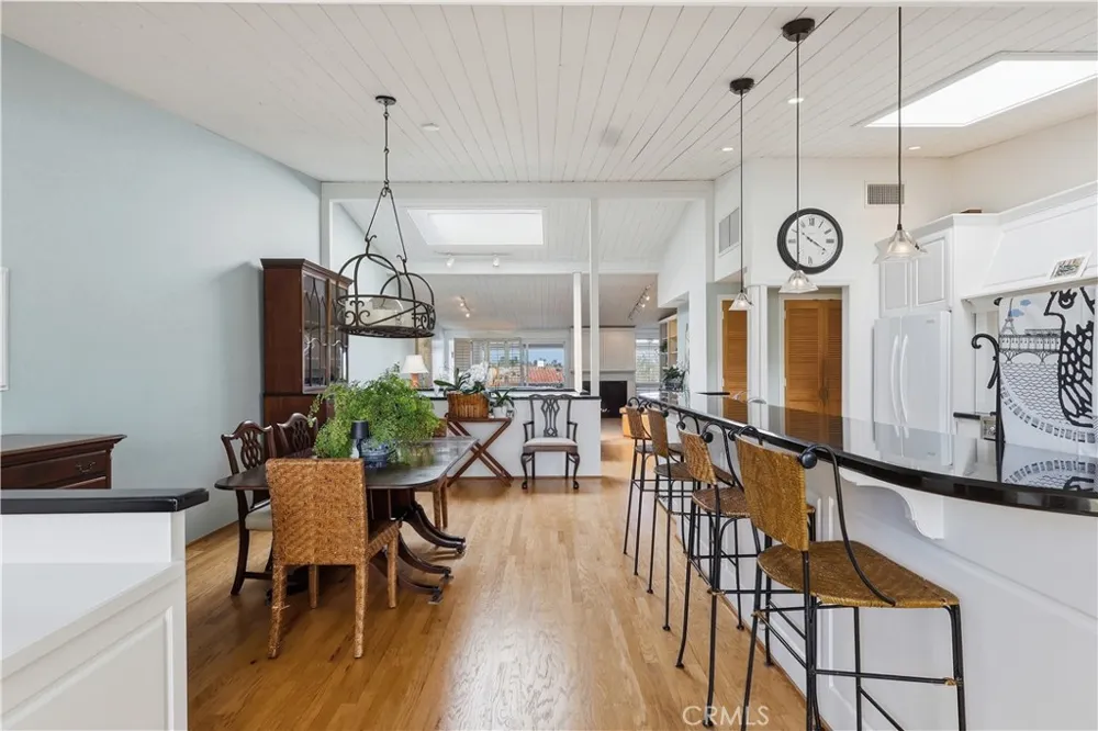 1966 Vista Caudal Newport Beach, CA 92660