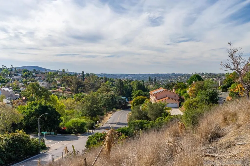 Grandview La Mesa, CA 91941