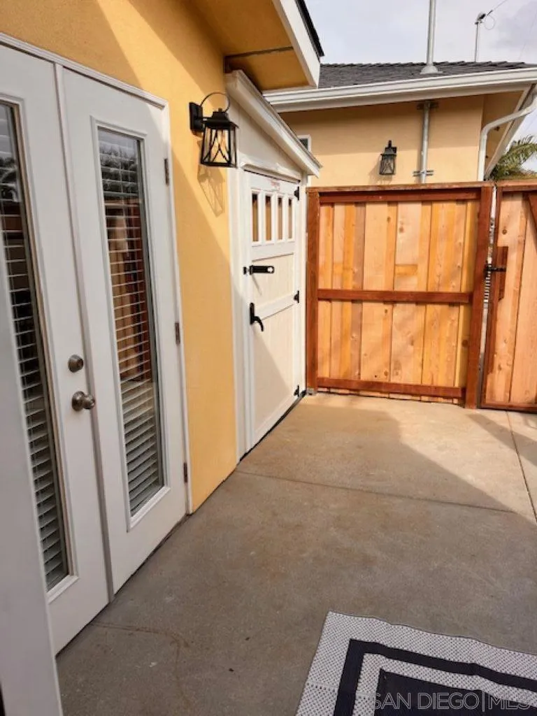 1044 3rd St Imperial Beach, CA 91932